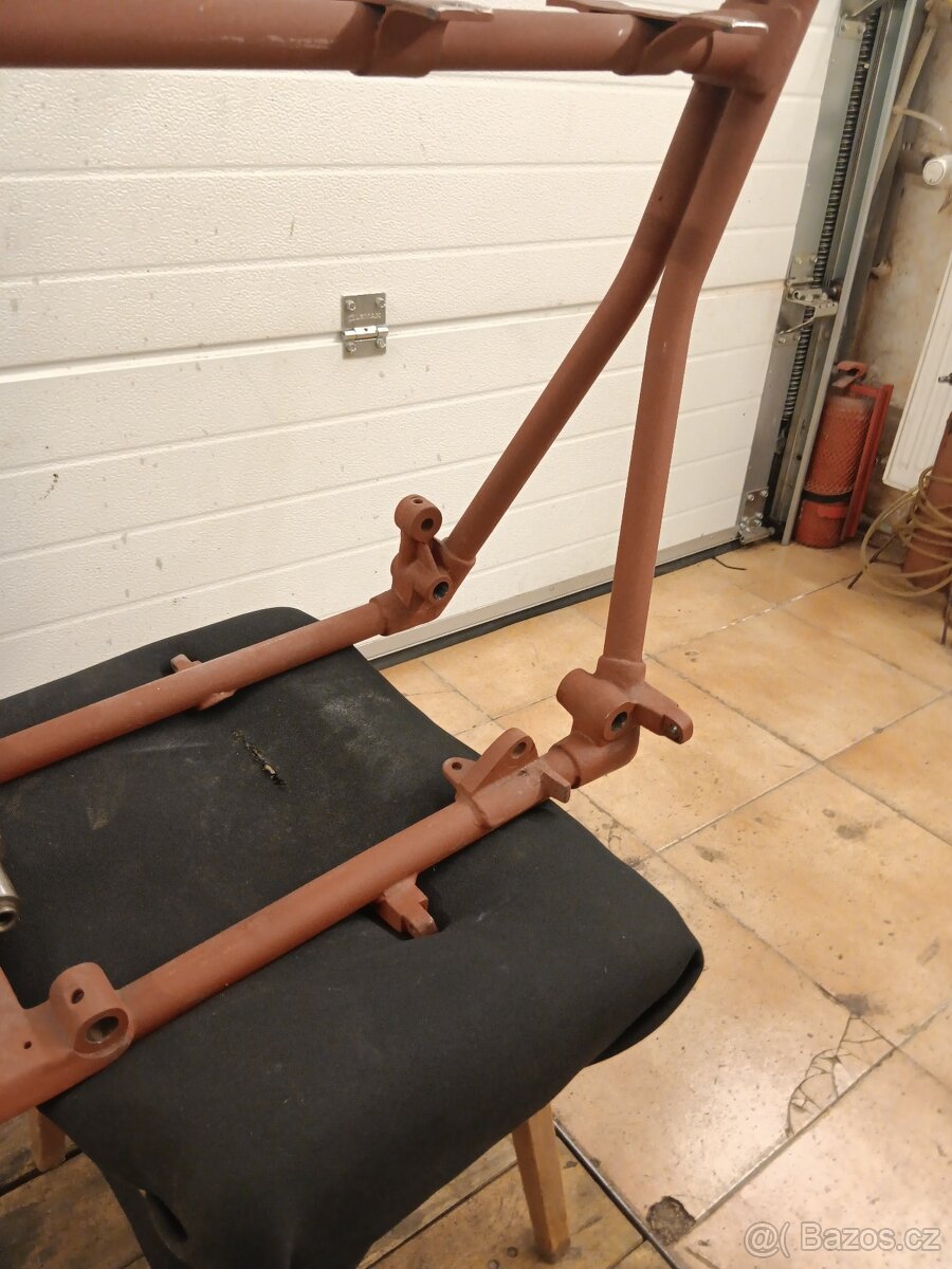 Indian Scout 101 - rám - 4