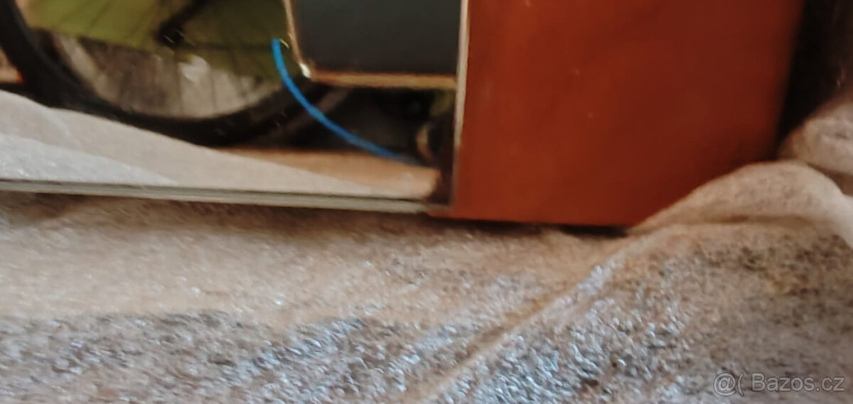 Nástěnné zrcadlo - 4