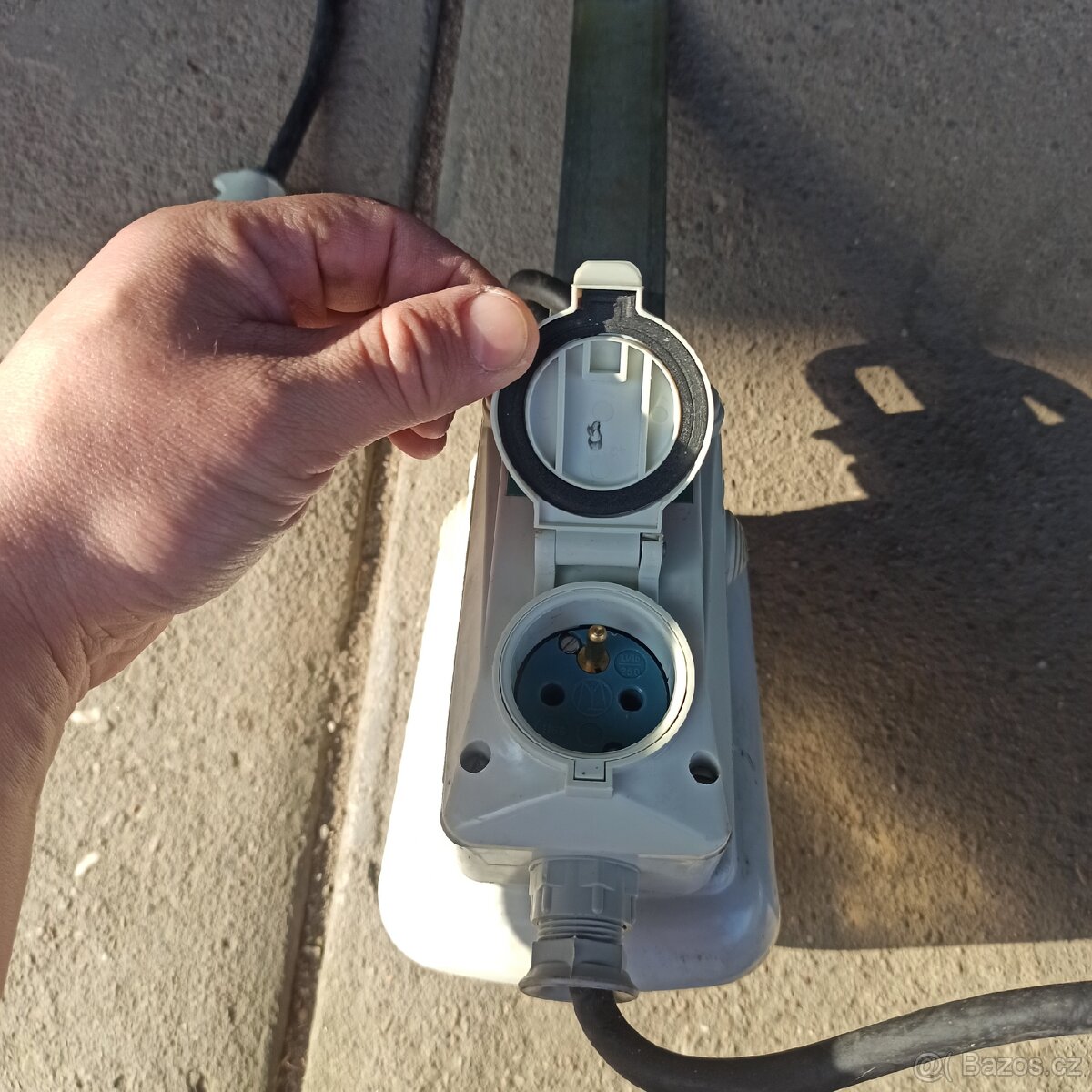 Přenosné lampy do dílny - 4