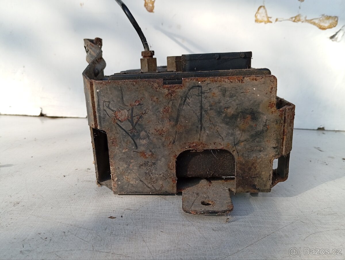 Renault Megane, I - ABS (ABS Pumpa)
- - 4