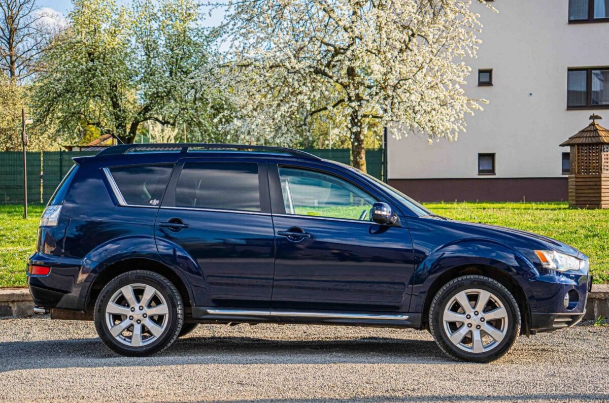 Mitsubishi Outlander 2.2 DI-D - 4