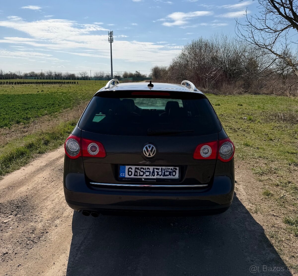VW Passat Variant - TOP výbava - 4