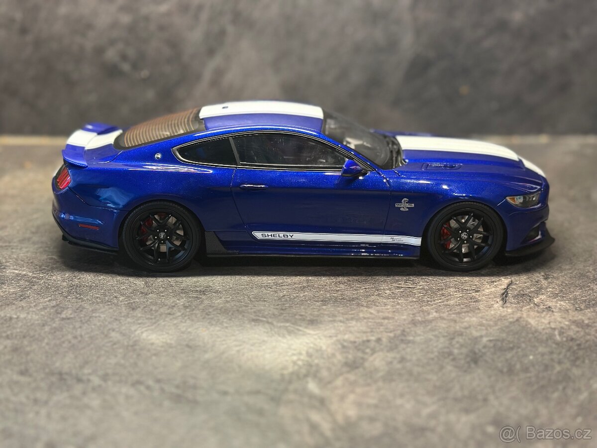 Shelby Mustang Super Snake 999ks - 4