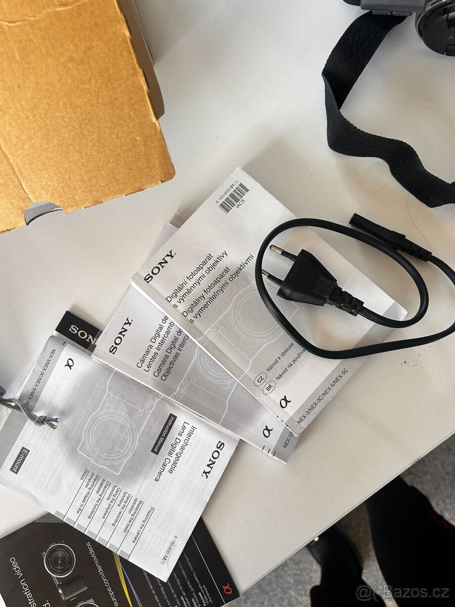 Digitální fotoaparát s výměnnými objektivy SONY - 4