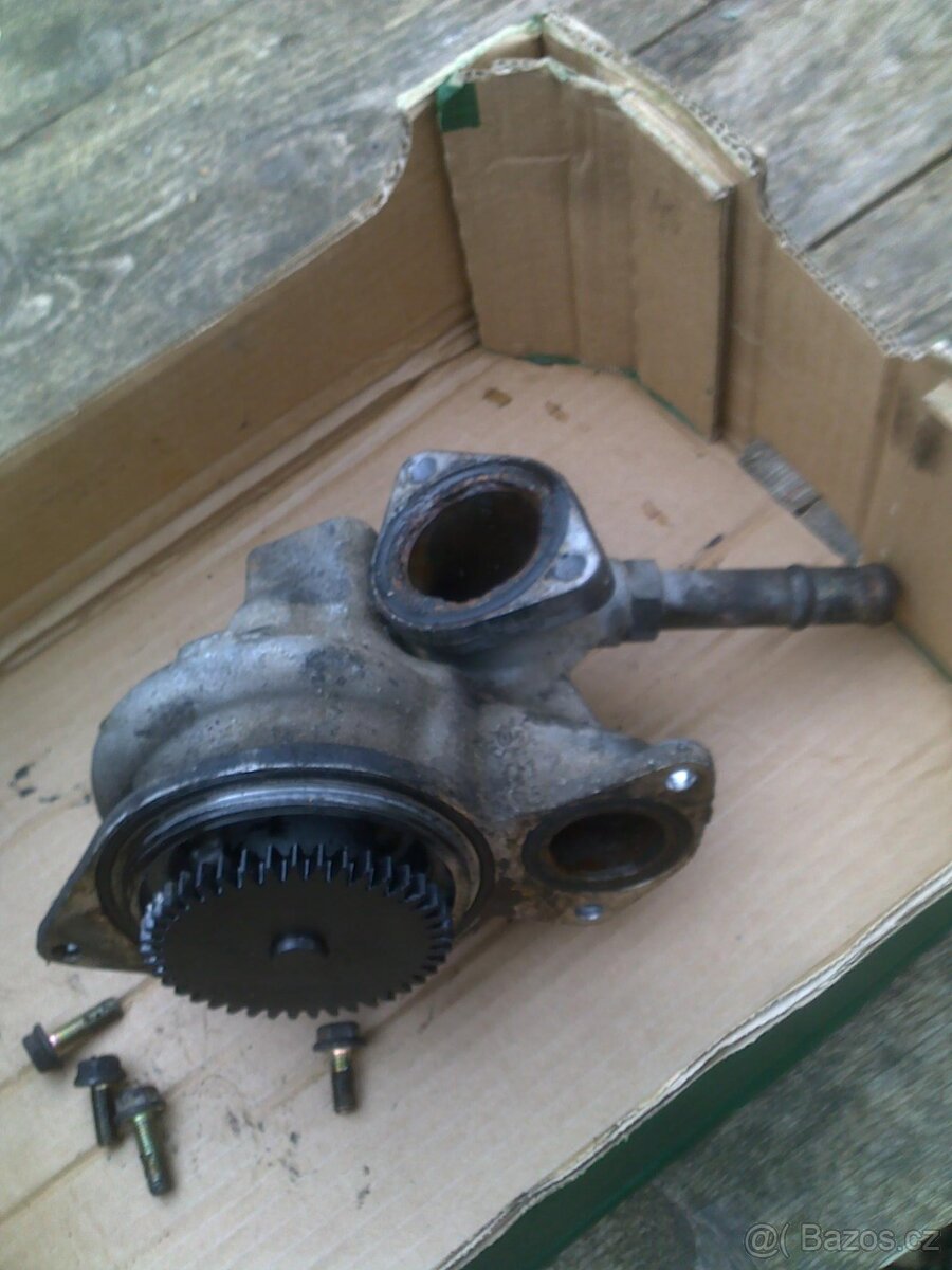 Vodní pumpa včetně obalu VW LT 2.8l AUH, BCQ - 4
