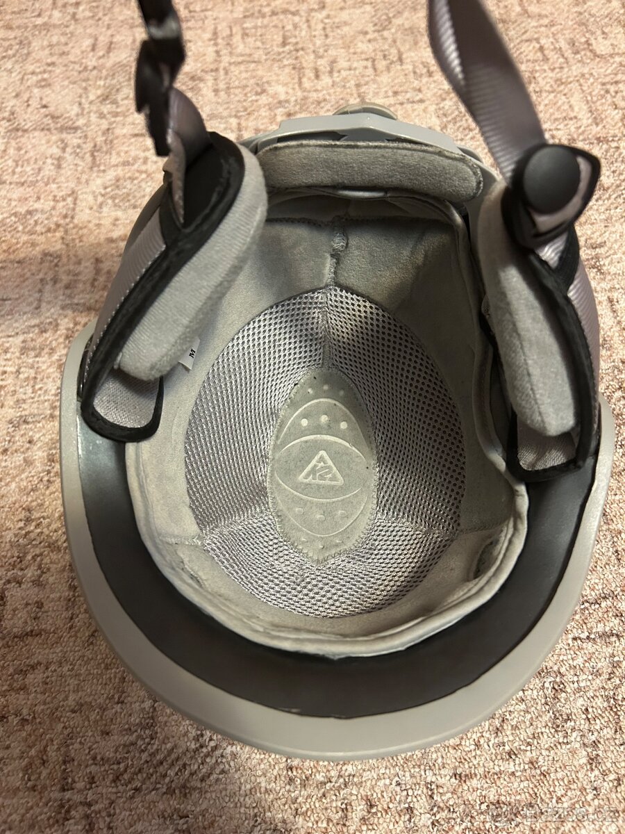 Lyžařská helma - 4