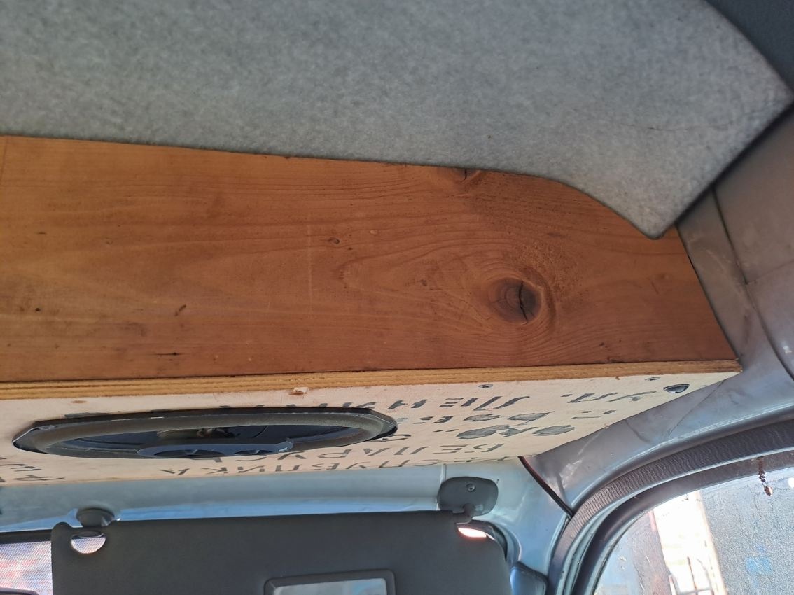 Renault Kangoo reprobox JBL - 4