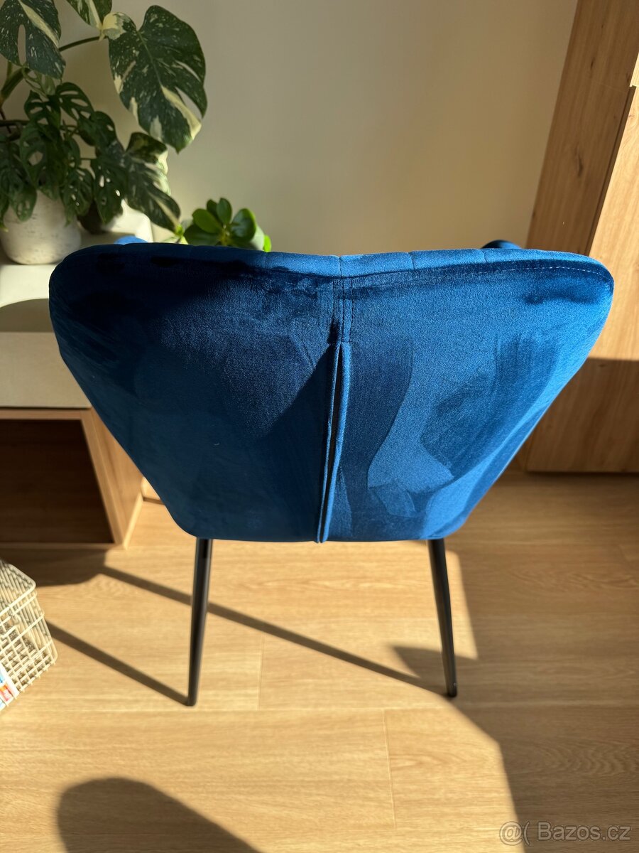 Prodám zánovní designové křeslo Enilla II - 4