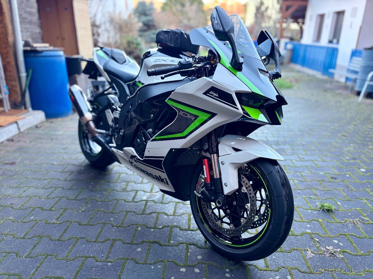 Kawasaki zx10r - 4