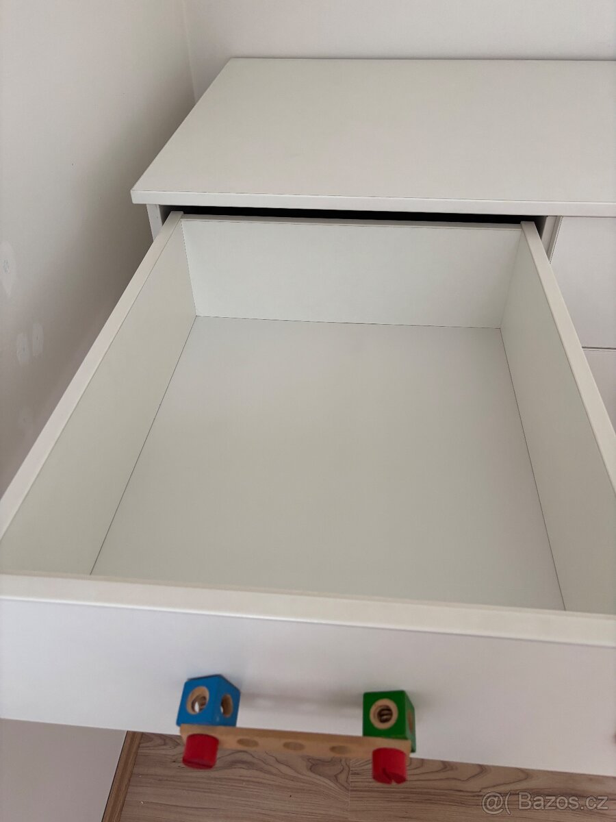 Dětská skříň - 4