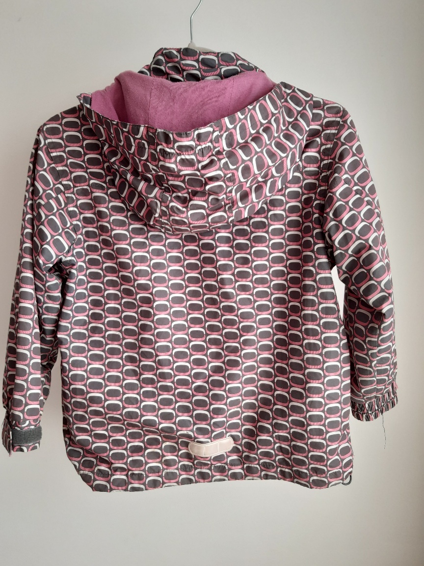 Jarní bunda 128, Outburst - 4