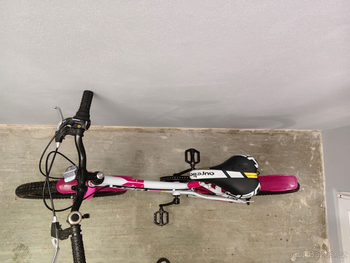 Krásné dívčí kolo - 4