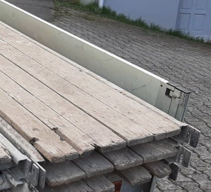 Podlážky lešení Layher. - 4