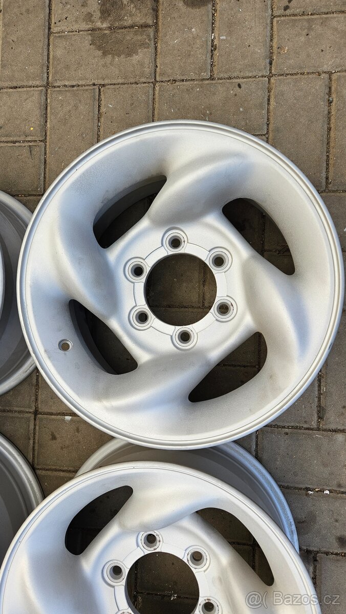 Opískované Alu Disky 6x139.7 R15 - 4