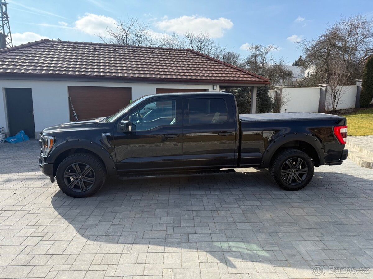 Ford F-150 F 150 UNIKÁT s dlouhou korbou a TOladěnými výfuky