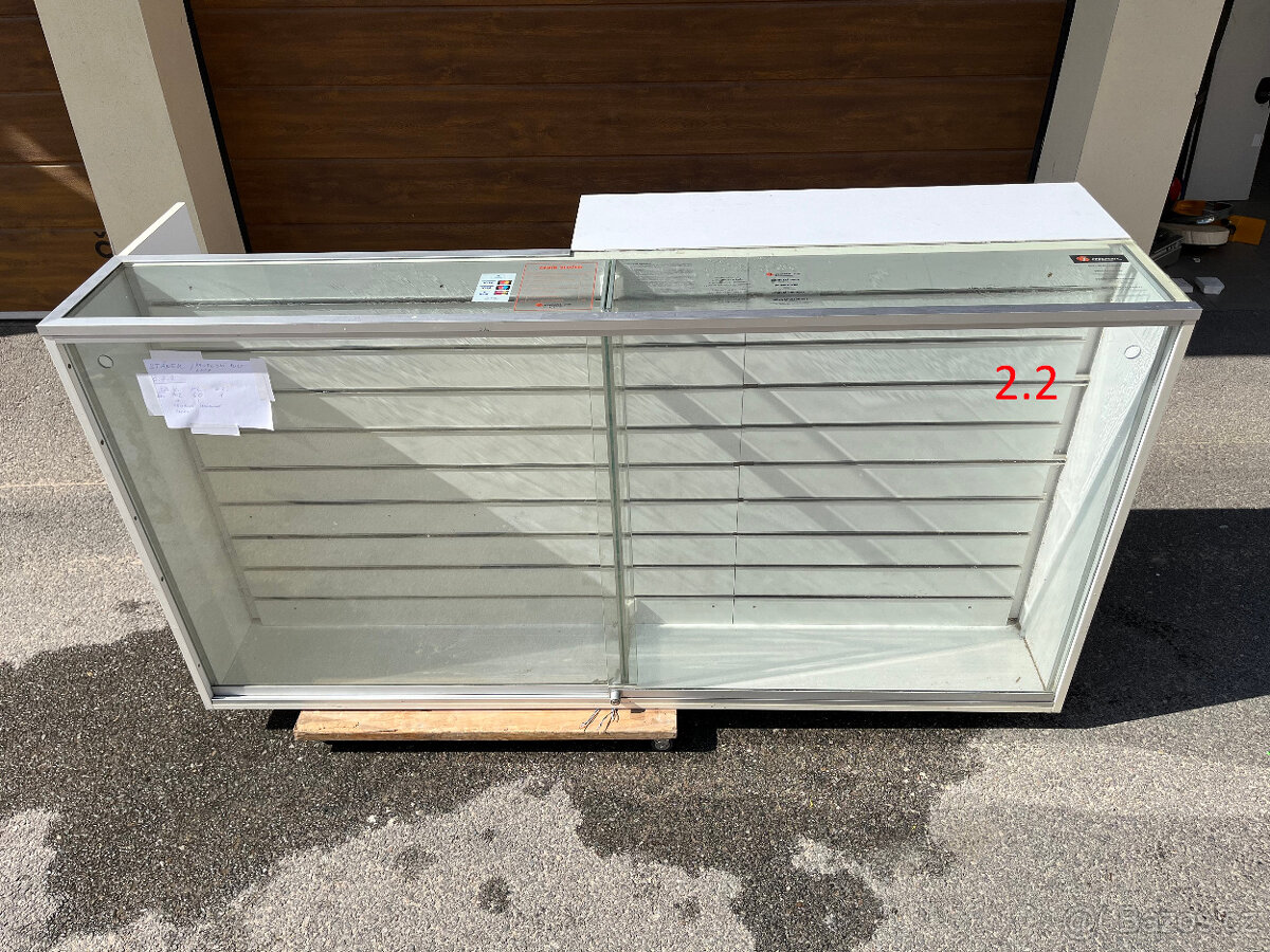 Nábytek do prodejny, stánek, kiosk, vitríny - 4