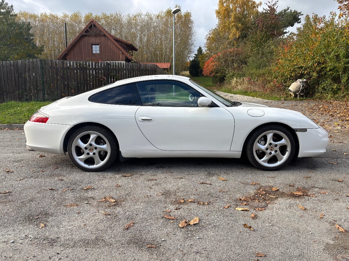 Porsche 911 Carrera 4 (996) - 4