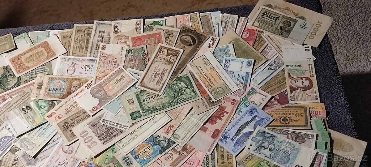 HODNĚ BANKOVEK PO SBĚRATELI 210Ks - 4