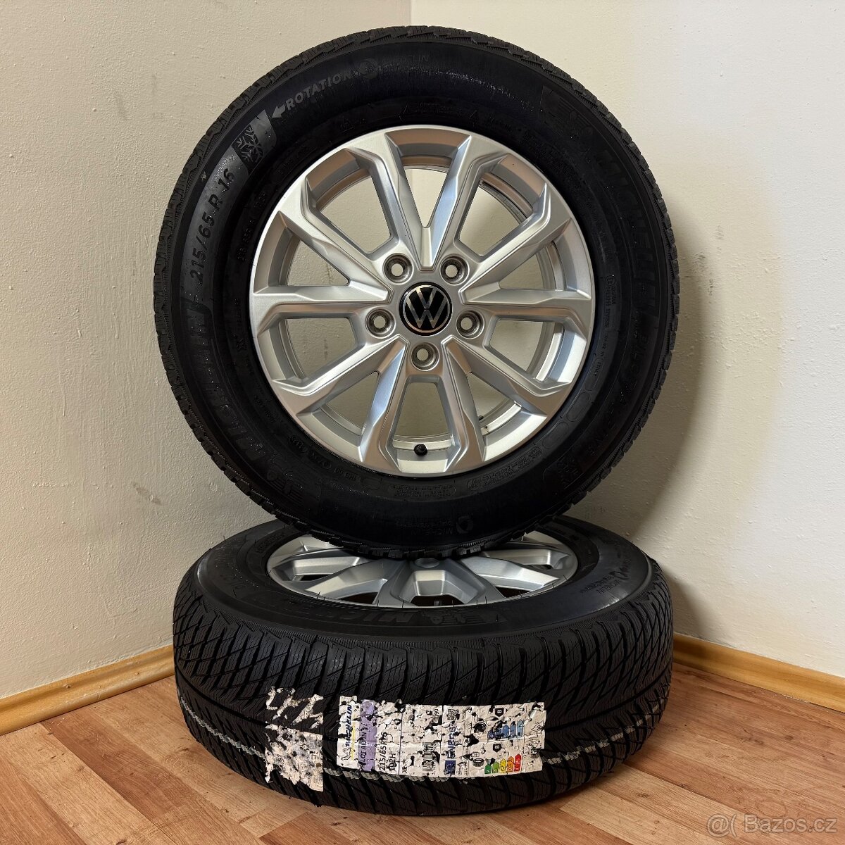 VW T7 MULTIVAN 5x120 R16 ET60+ZIMNÍ 215/65R16 7,5mm - 4