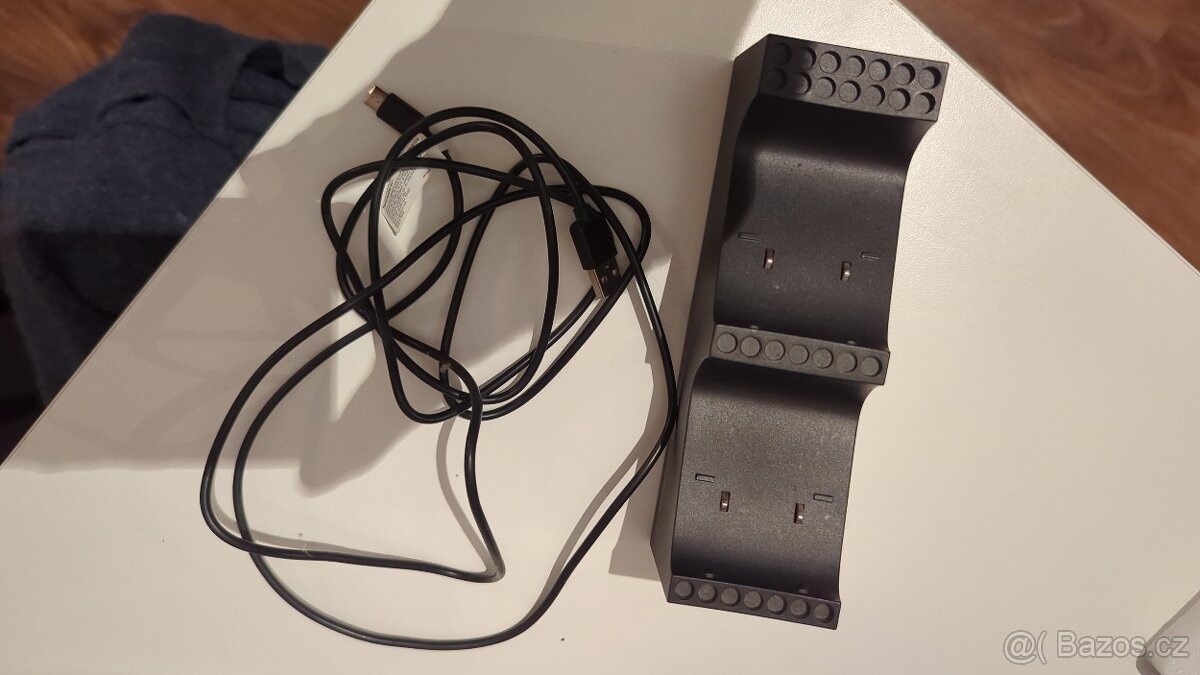 Xbox nabíječka - 4