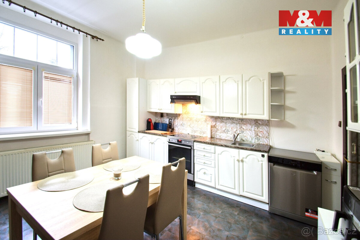 Prodej rodinného domu, 1350 m², Vejprty, nám. T. G. Masaryka - 4