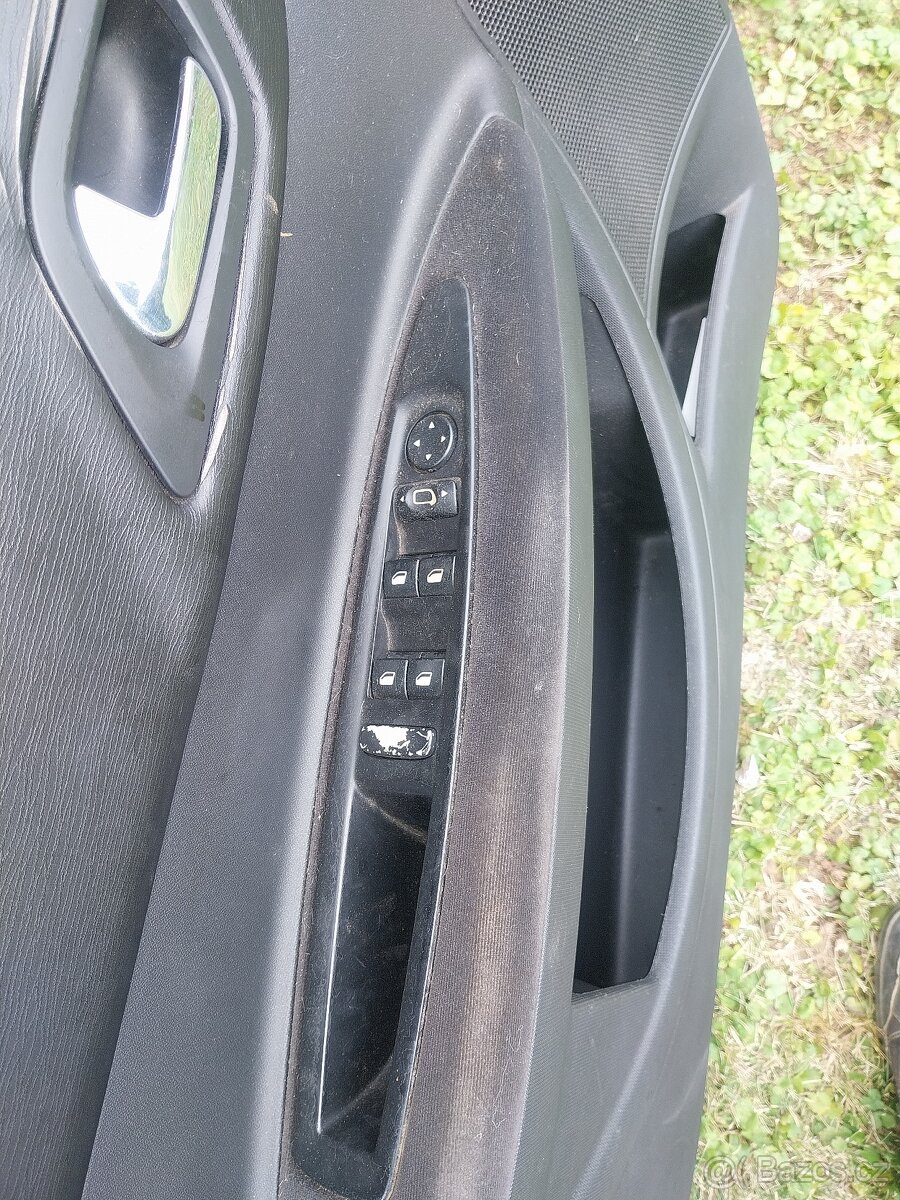 Citroen c4 dveře levé přední rv 2007 - 4