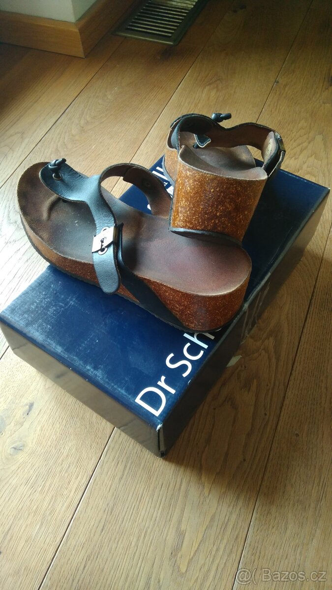 Zdravotní pantofle-žabky SCHOLL - 4