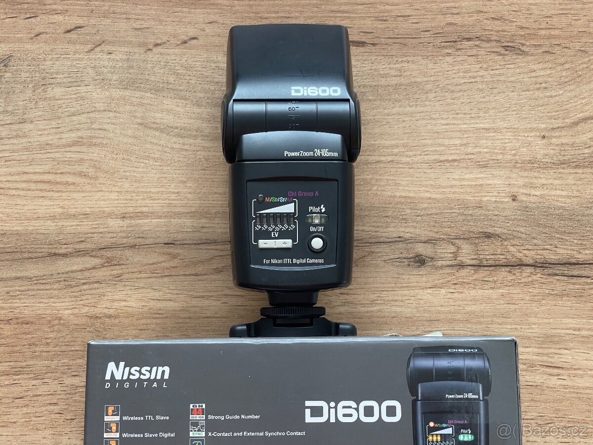 Externí blesk pro Nikon Nissin Di600 - 4