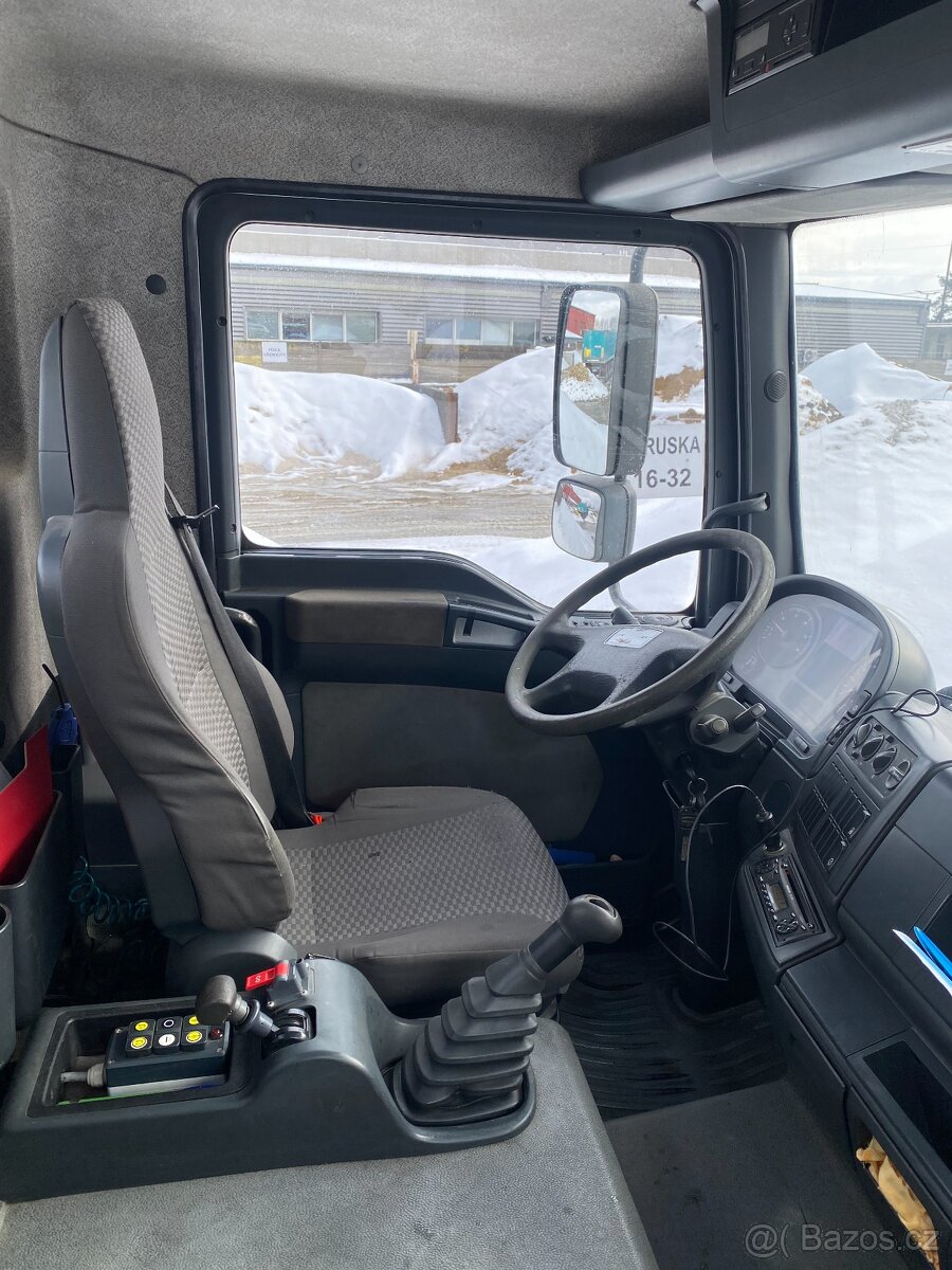 MAN TGL 12.210 HÁKOVÝ NOSIČ KONTEJNERŮ - 4