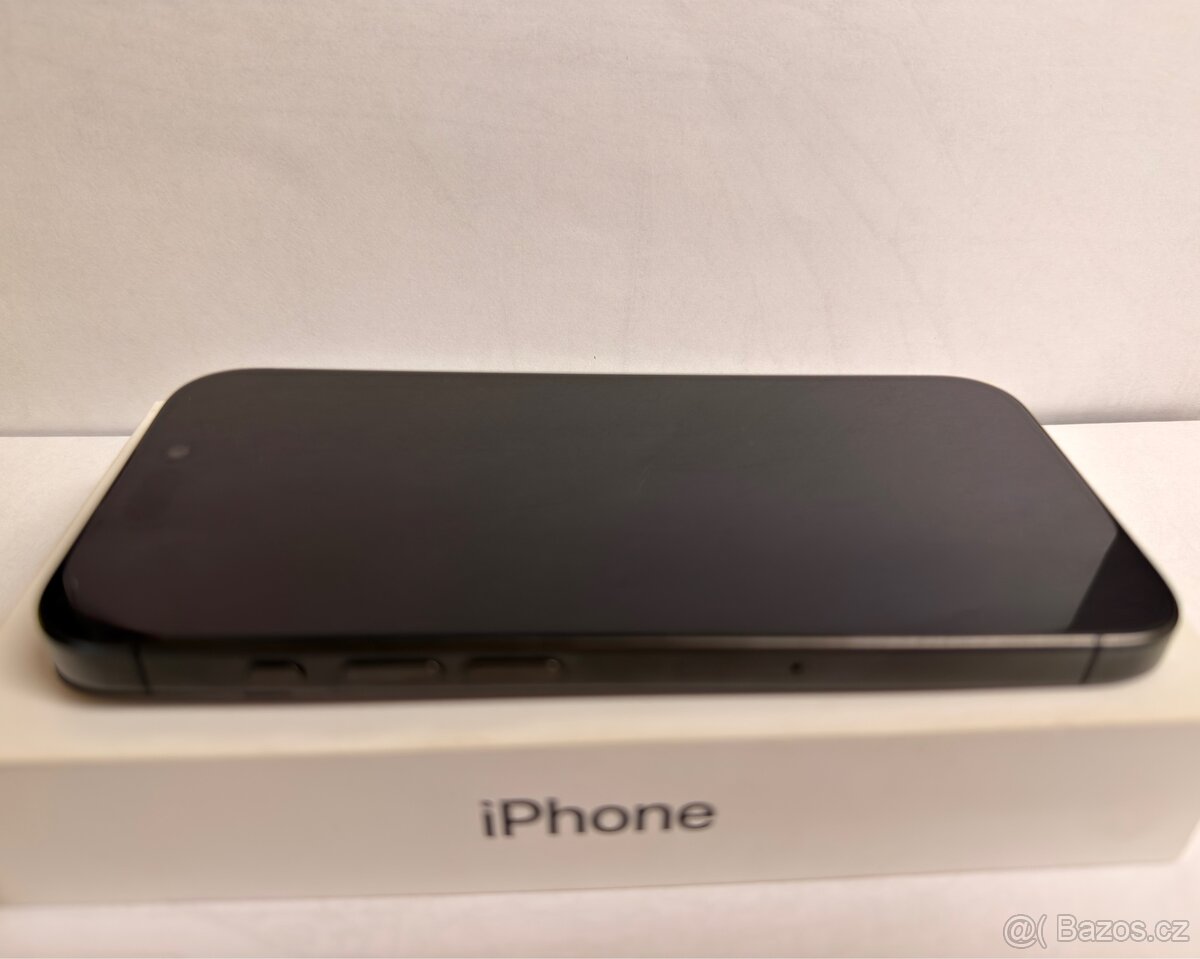 Iphone 15 Pro 512 Gb Černý titan - 4