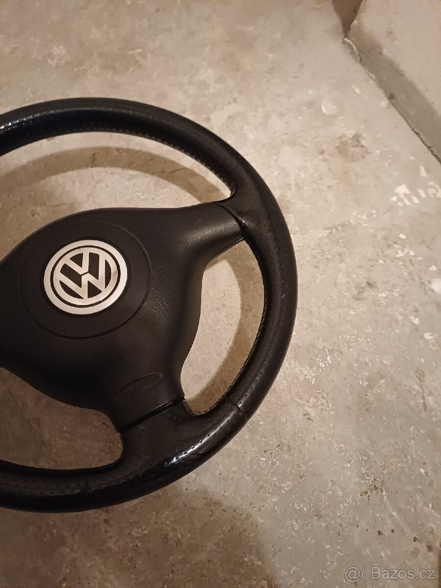 Volkswagen volant - 4