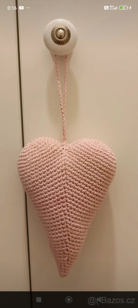 Háčkované srdíčko dekorace/svatba/aromaterapie - 4