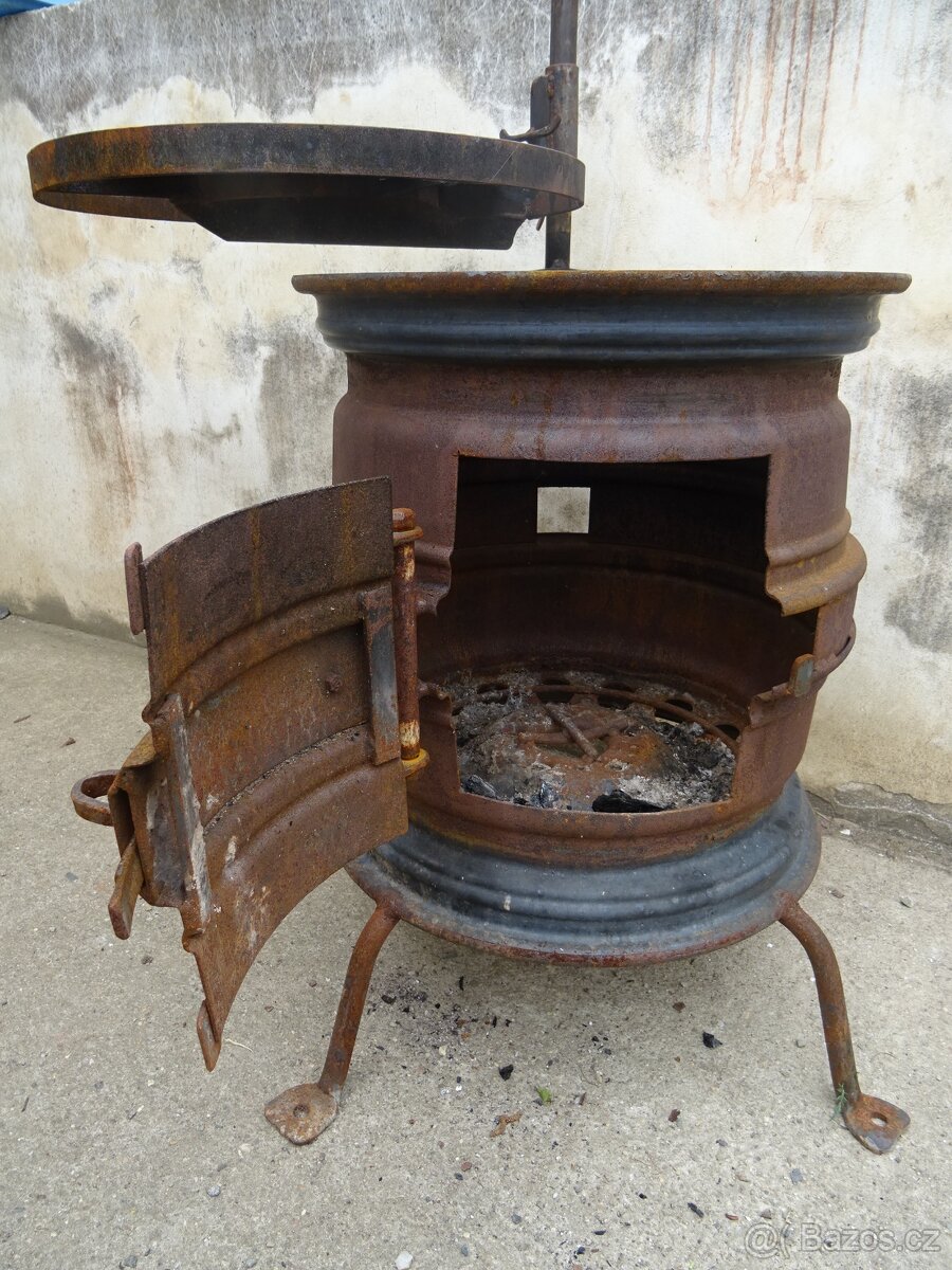 Grilovací přenosné ohniště z disků - 4