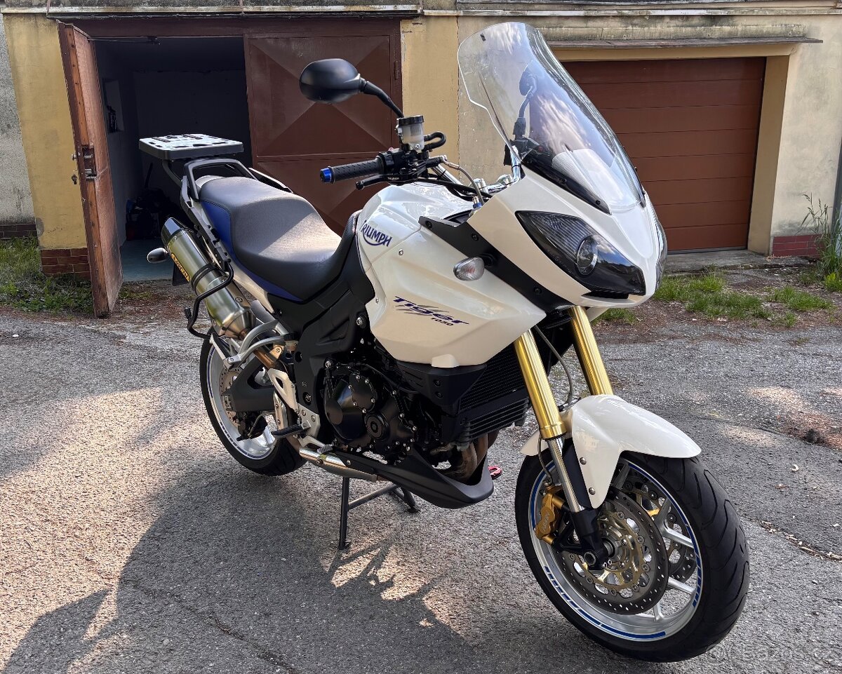 Triumph Tiger 1050 - 4