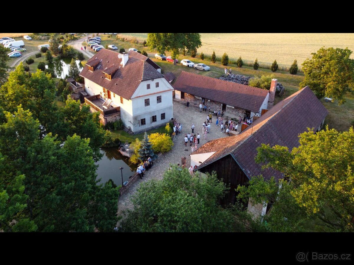 Svatebni misto . Pronajem . - 4