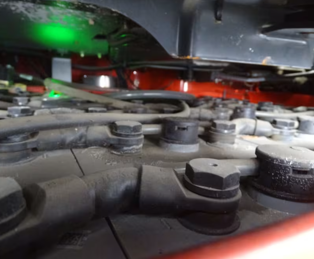 Retrak Linde R16X-03/2017/1,6T/9,65m, s nabíječkou - 4