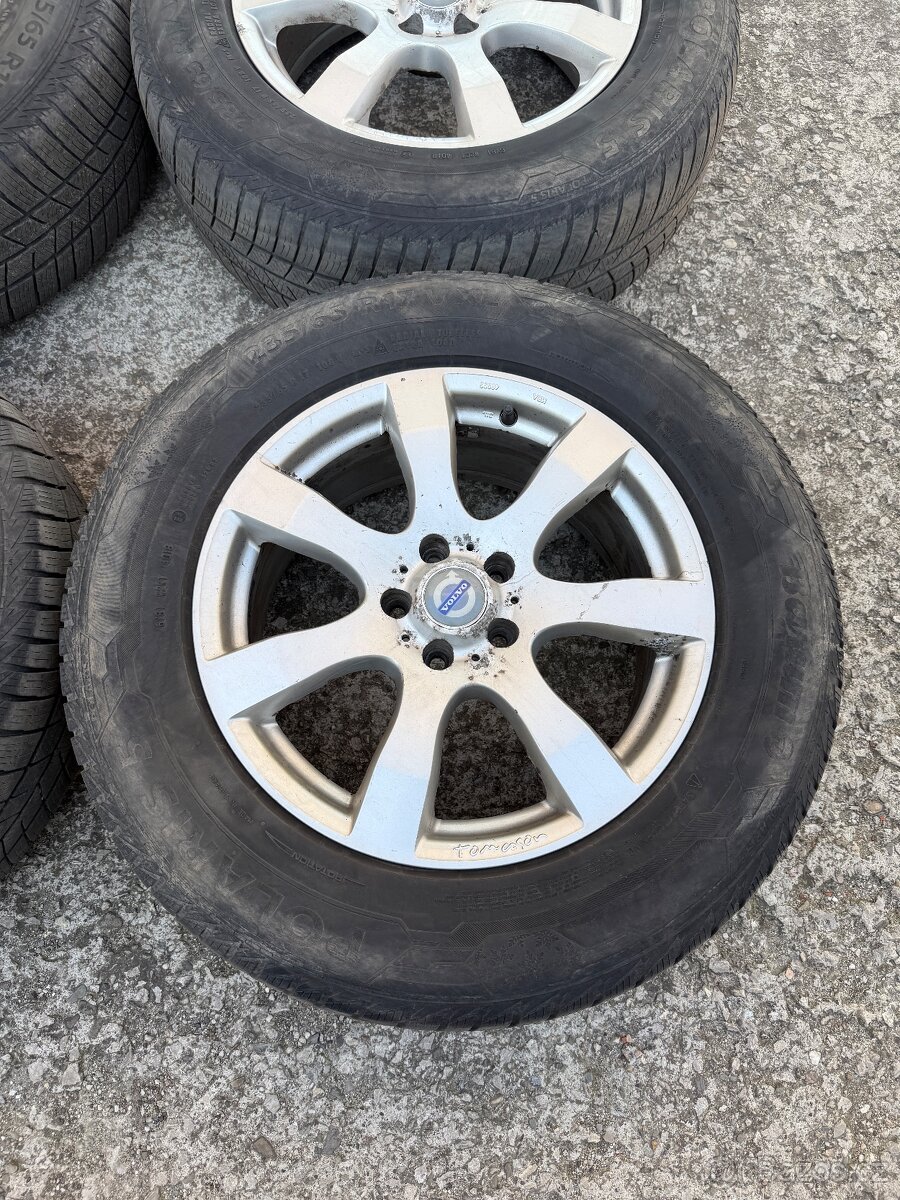 Zimní sada Volvo - 235/60/17 V XL - Barum - 5x108 - 4