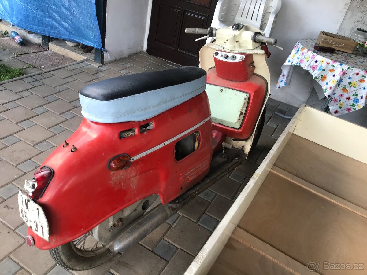 Skutr Tatran Manet S100 - 4