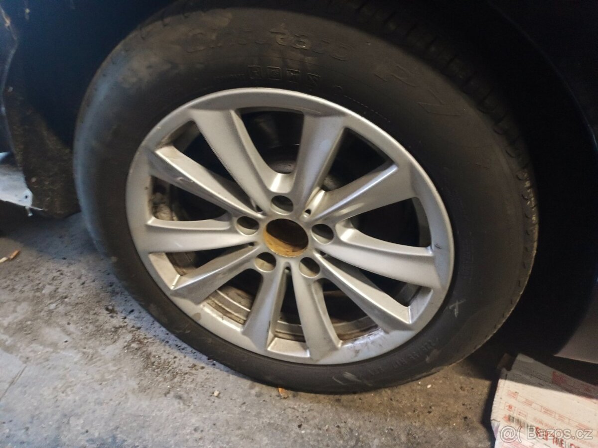 BMW kola F10 F11 pneu Pirelli Cinturato 225/55 R17 - 4