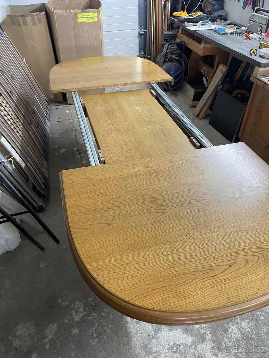 Jídelní stůl rozkládací masivní - 4
