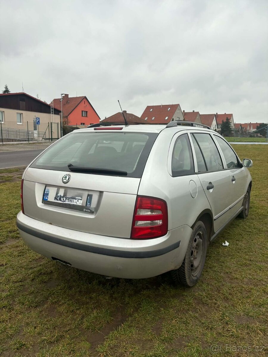 Škoda Fabia - 4