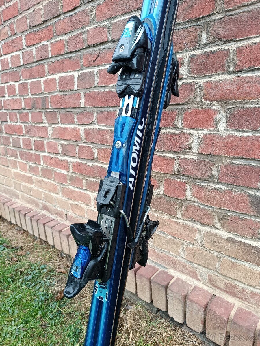 Prodám lyže zn.ATOMIC - 4