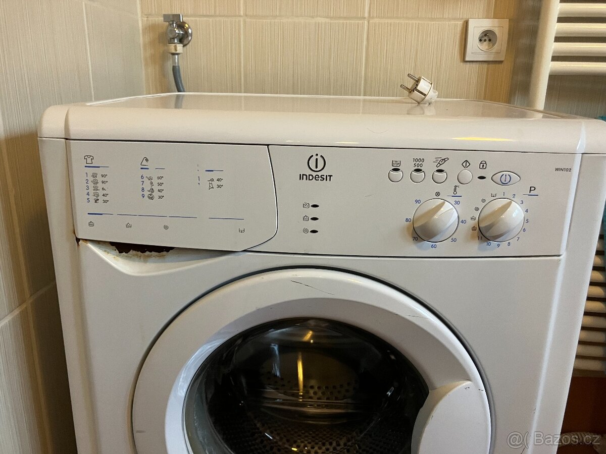 Automatická pračka INDESIT WIN 102 náplň 1-5kg - 4