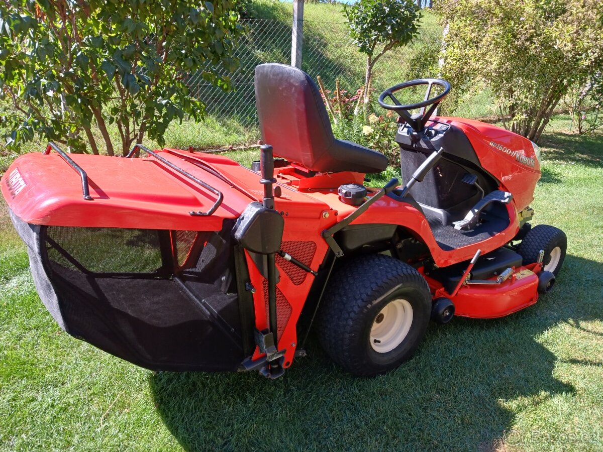Zahradní traktor Kubota GR 1600-II - 4
