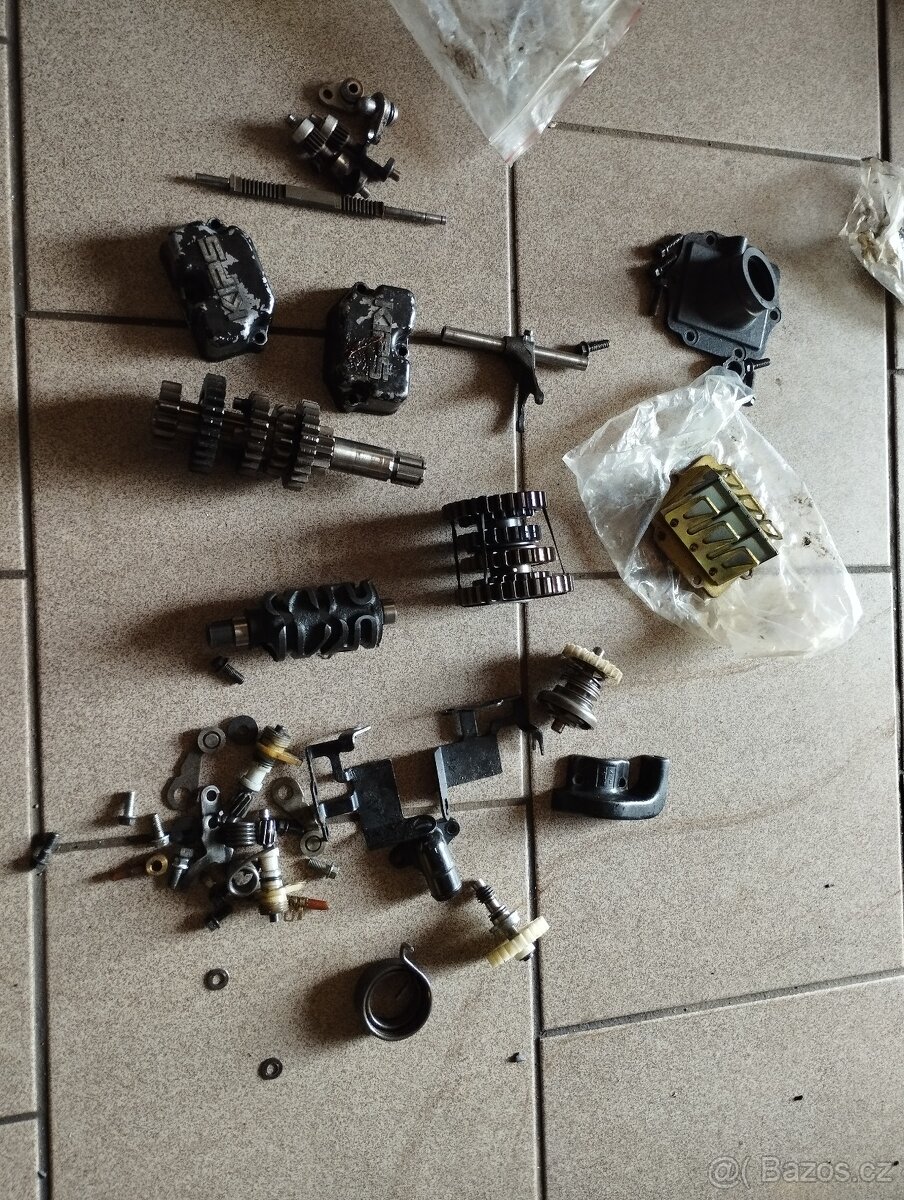 Kawasaki kmx 125 - 4