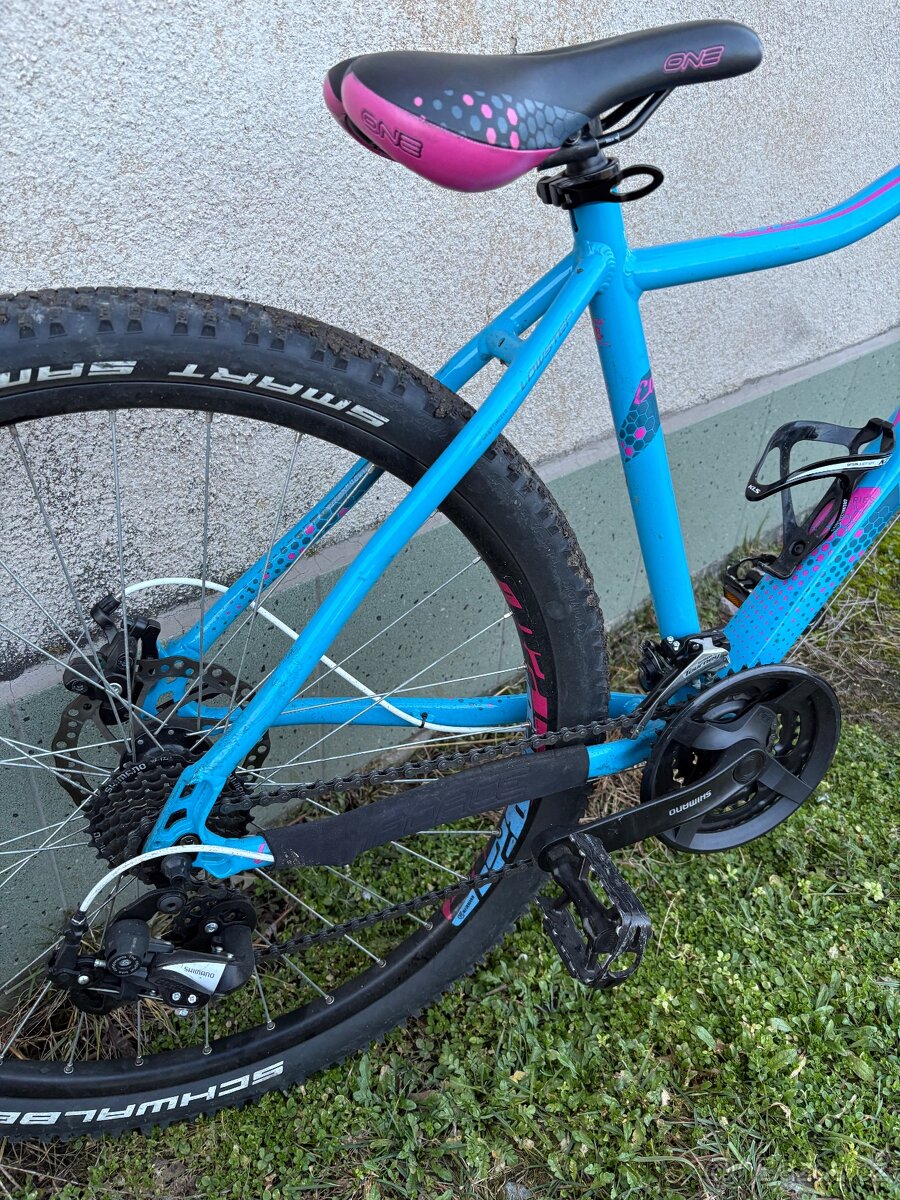 ROCK MACHINE Catherine – Jako nové - 4