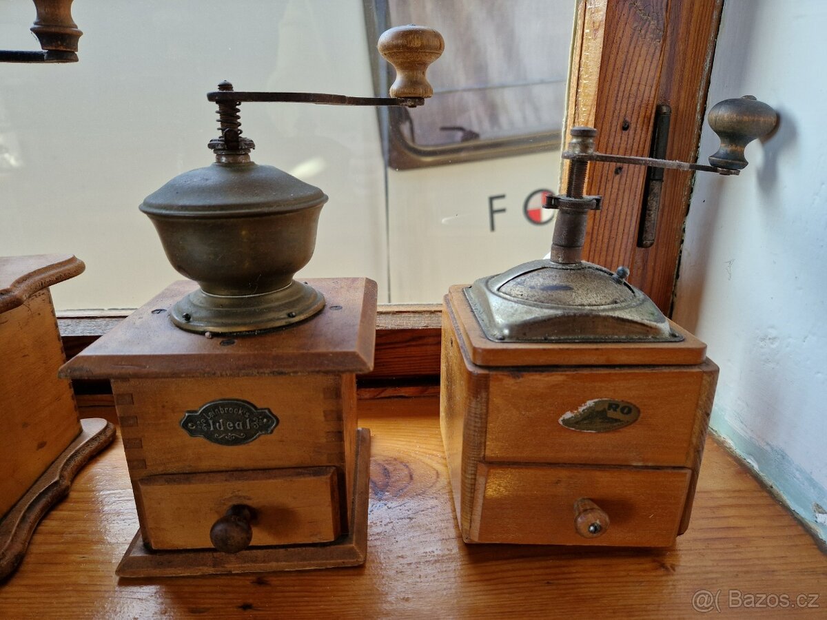 starožitné mlýnky na kávu - 4