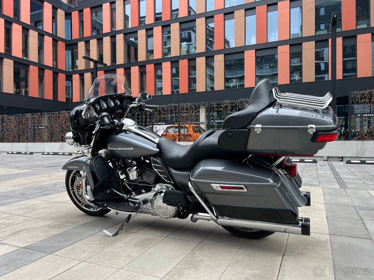 Harley-Davidson Touring Electra Glide Ultra Limited - 4