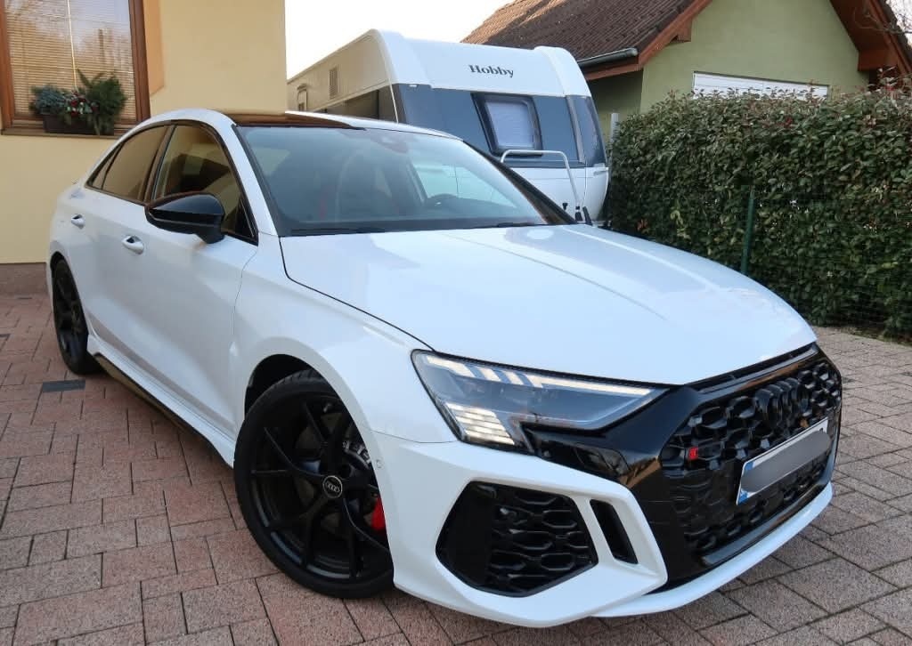 Audi RS3 Quattro - 4