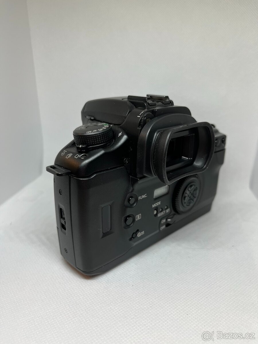 Canon EOS 7 - 4